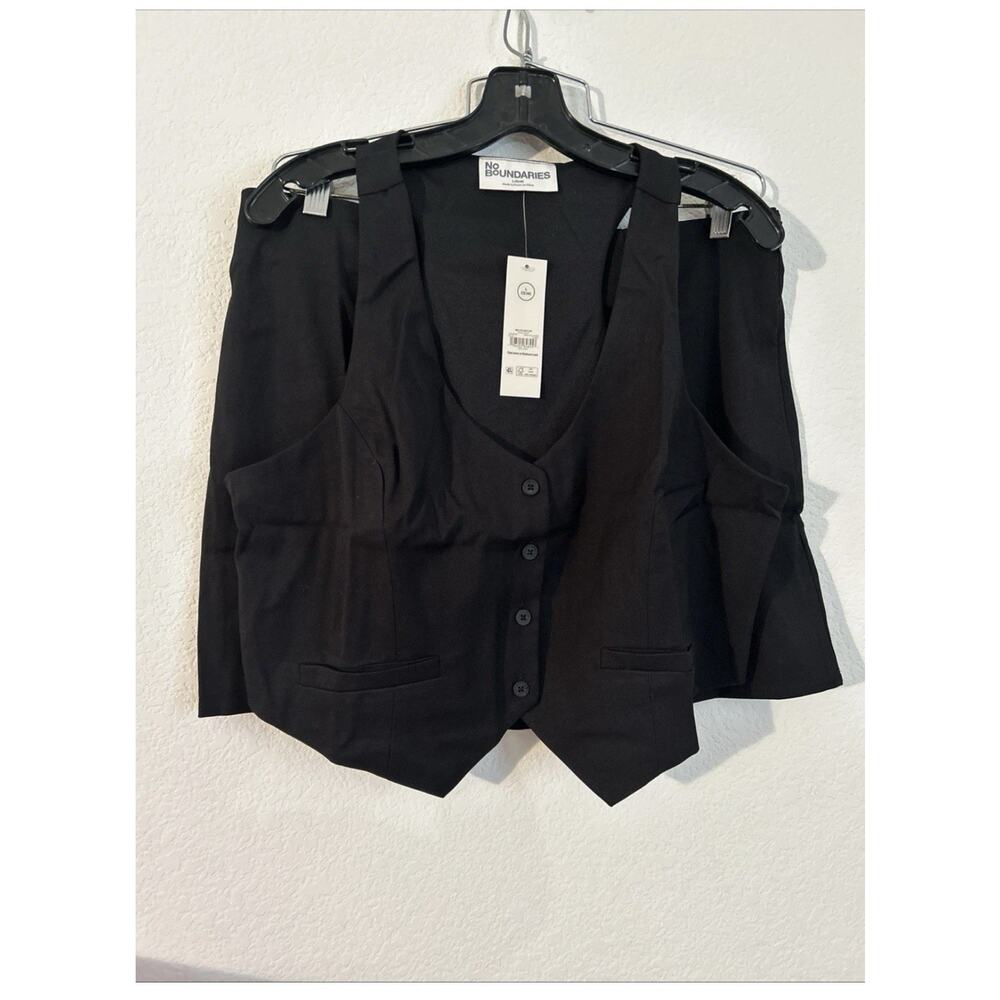 Women’s Large 12/14 2 Piece Black Vest Skirt Set Black NWT No Boundaries